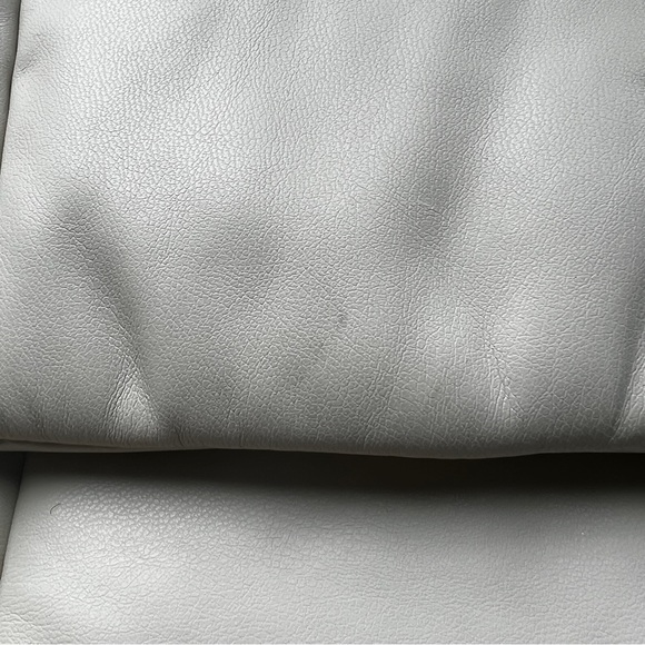 Shiraleah Crossbody or Shoulder Clutch Ivory Puffer with Gold Accents - Picture 3 of 10